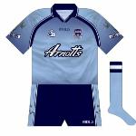 20002-04:
Gradients featured strongly in the new style worn as the county came close to reaching the All-Ireland final. No long-sleeved version was ever produced.