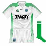 2004:
A qualifier game against Meath again the following year saw a first white Gaelic Gear shirt,