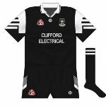 1995:
While the most high-profile colour change came later, Sligo wore all-black for two years in the mid-90s, beginning with the donning of O'Neills' 'Three Vs' style in '95.