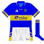 2002:
The design evolved again with the new jersey. Initially, the collar had a gold and a white stripe...