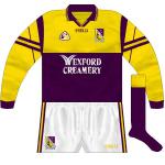 1999-2000:
Rare long-sleeved version featuring O'Neills' Tara design.